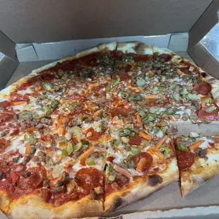 Large with pepperoni, ground beef, and hot gardenia