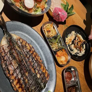 Godeungeo Gui - Grilled Mackerel with banchan, Hwedup Bap