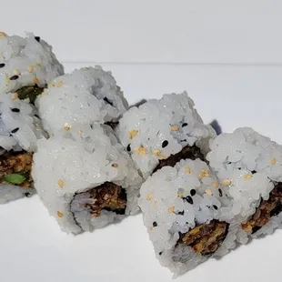 Vegetable tempura sushi- SO good!!