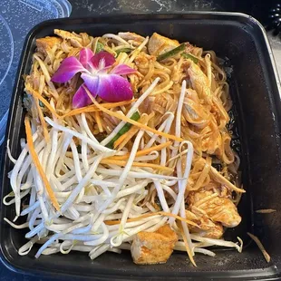 Chicken pad Thai