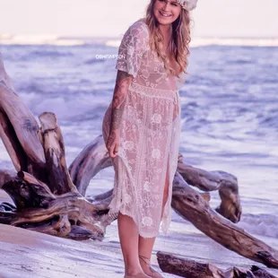 Maternity Portraits by: Oshi Simpson Photography