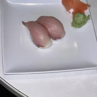 Hamachi yellow tail nigiri