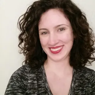 Lisa R.