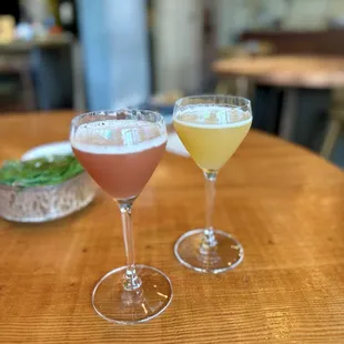 El Morocco - biodynamic brandy, colheita port, lime, pineapple. El Diablo - tequila, lime, cassis, ginger, seltzer.