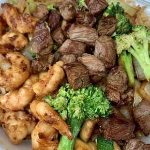 @ColumbusFoodDude (Steak &amp; Shrimp)