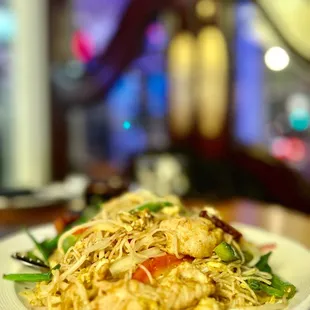 Singapore Style Stir Fried Rice Noodles