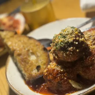 Neapolitan Meatballs