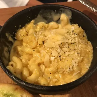 Truffle mac and cheese