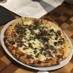 Funghi pizza