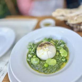 BURRATA AL PESTO
