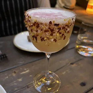 dessert, drink