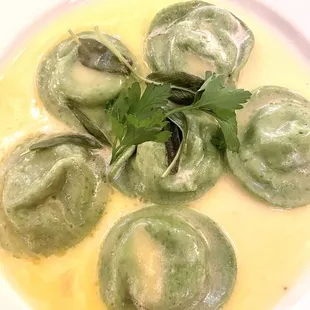Ravioli Di Ricotta E Spinaci