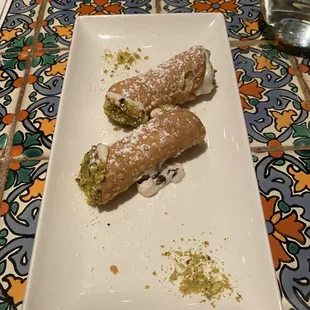 Cannoli