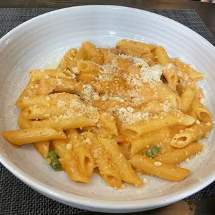 Lunch Penne Vodka