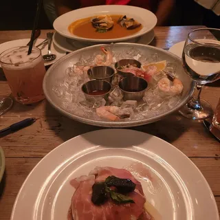 Prosciutto and Arugula, Fresh Plum Tomato, Mozzarella