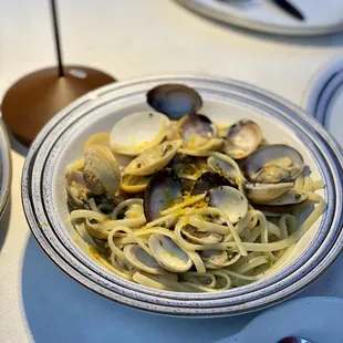 Clam linguine