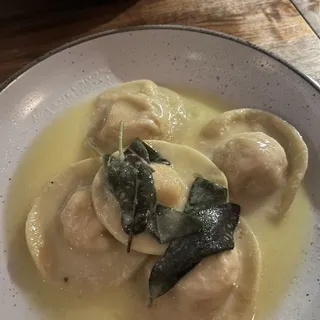 Ravioli di zucca Pasta