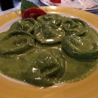 Agnolotti al Pesto