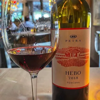 SUPER TUSCAN, Petra Hebo, Tuscany