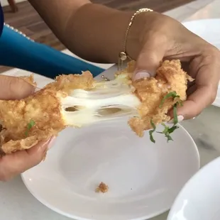 Fried mozzarella carrozza