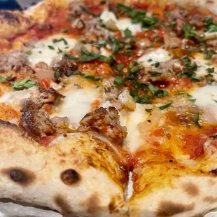 Sausage pizza and it&apos;s really good