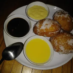 Bomboloni