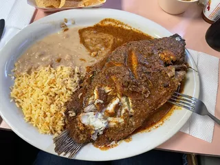 Las Brisas Restaurant & Ostioneria