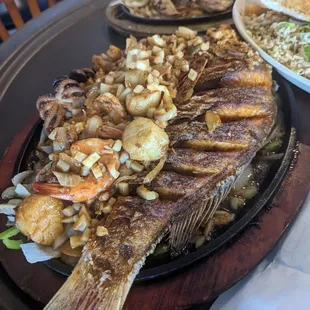 Huauchinango plate w/ snapper