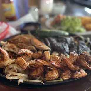 Ostioneria Michoacan Seafood And Oyster Bar