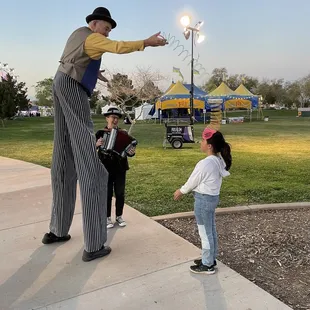 Stilt fun