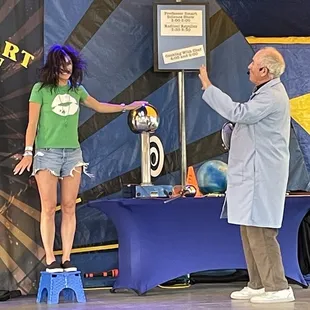 Professor Smart Science Show