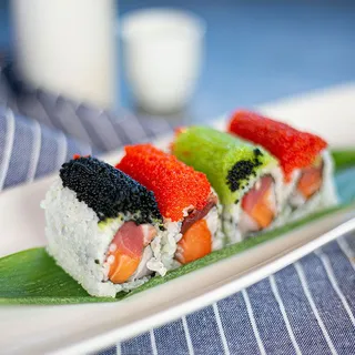 Tobiko Trio Roll