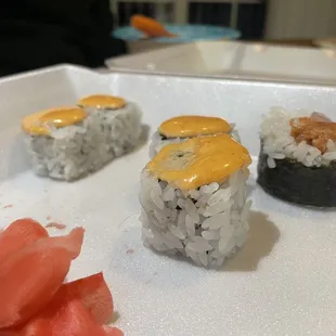 Spicy Salmon Roll