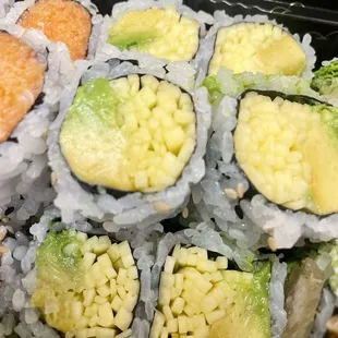 Mango avocado Roll