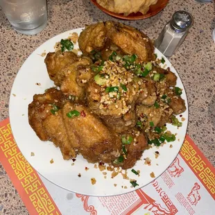 Salt and pepper chicken wings