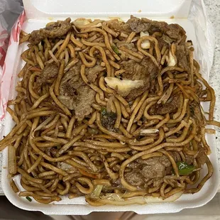 Beef chow mein