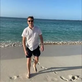 Erik R.