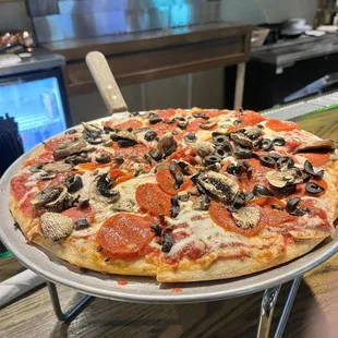 Pizza was on point and half price!!