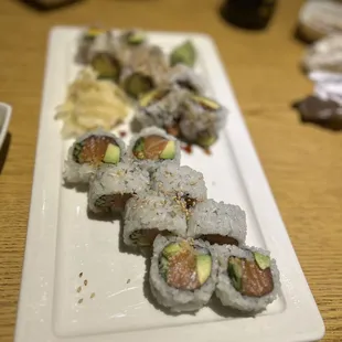 Spicy salmon and unagi avocado roll