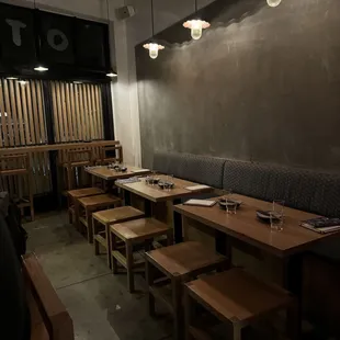 Table seating at opening