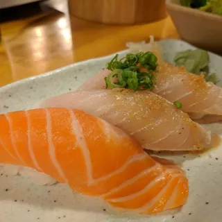 2 Piece Albacore Nigiri