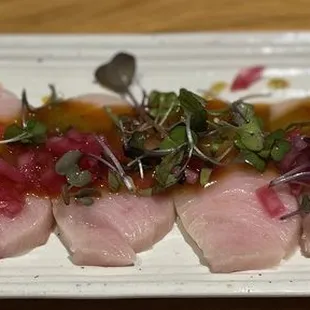 7 Piece Yellowtail Tiradito