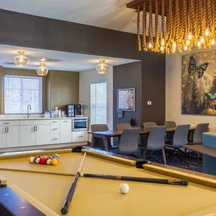 Ottavo Interior Clubhouse