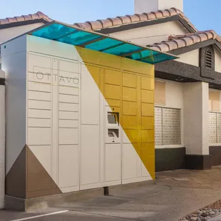 Ottavo Exterior package locker