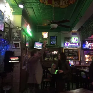 Singing and carrying on is always fun at Otter&apos;s. Karaoke 7 nights a week.