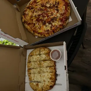 Fresh Pineapple, Bacon &amp; Hot Honey