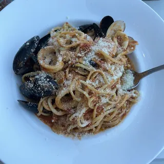 Linguine alla Pescatora