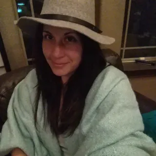 Gloria P.