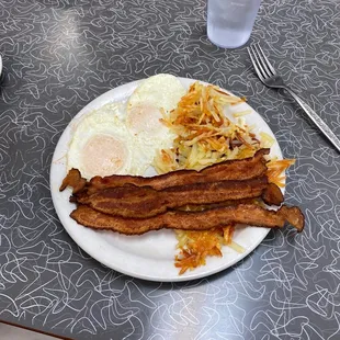 bacon, eggs, hash browns and hash browns