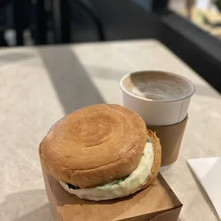 Egg white+Chicken sausage+spinach &amp; 12 oz mocha